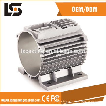 Moldagem de alumínio Auto parte / OEM Car engine shell accessories